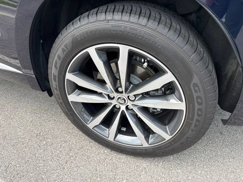 Used 2025 Jaguar F-PACE R-Dynamic S AWD/4WD image 3