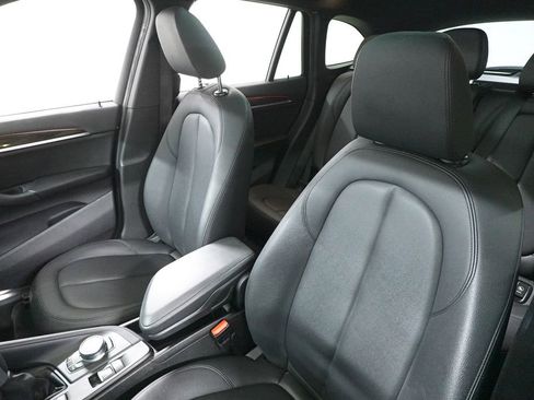 Used 2018 BMW X1 xDrive28i image 12