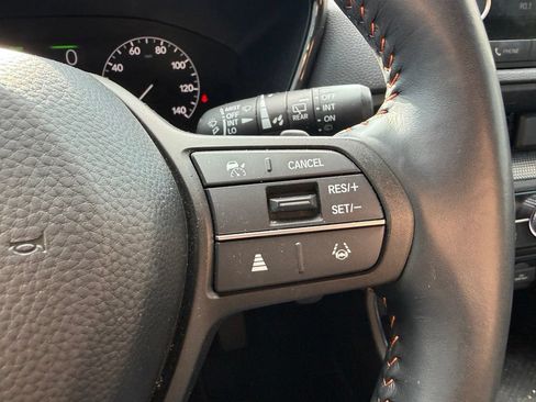 Used 2025 Honda CR-V Sport image 14