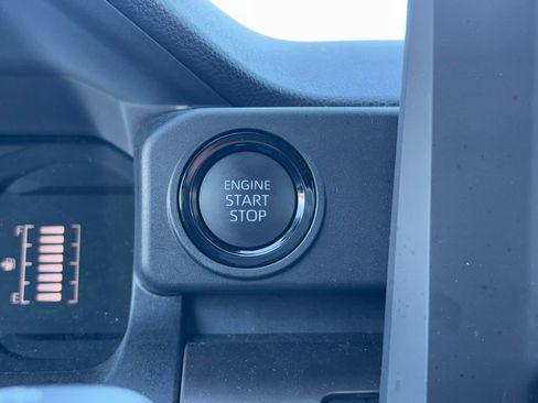 Used 2025 Toyota Tacoma SR5 image 22