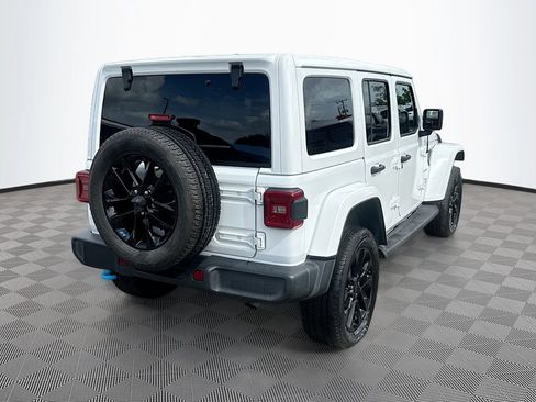 Used 2023 Jeep Wrangler Unlimited Sahara AWD/4WD image 6