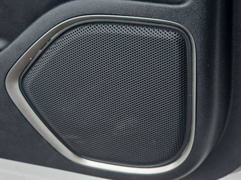 Used 2023 Lincoln Nautilus AWD w/ Premium Package image 28