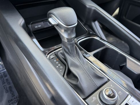 Used 2020 Kia Telluride LX AWD/4WD image 22