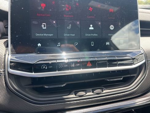 New 2025 Jeep Compass Latitude w/ Altitude Special Edition image 39