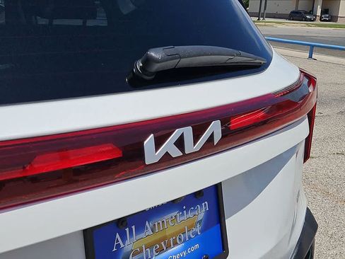 Used 2024 Kia Seltos SX w/ SX Sunroof Package AWD/4WD image 11