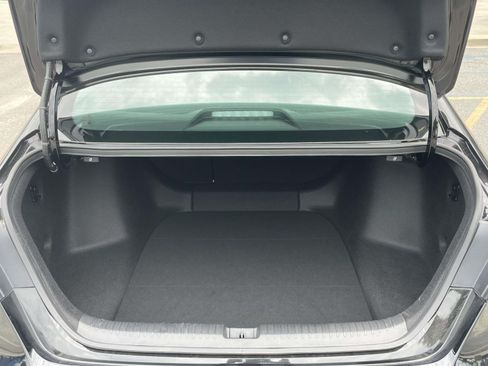 Used 2026 Honda Accord SE image 8