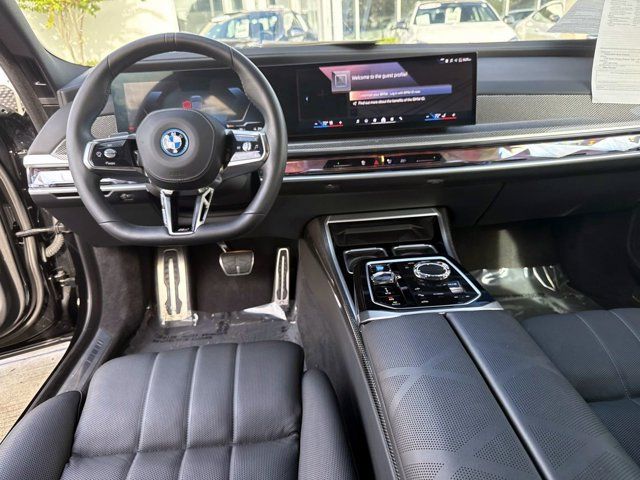 Certified 2023 BMW i7 xDrive60 AWD/4WD image 14