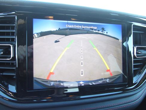 Used 2025 Dodge Durango GT image 21