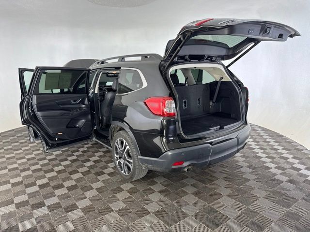 Used 2023 Subaru Ascent Limited AWD/4WD image 16