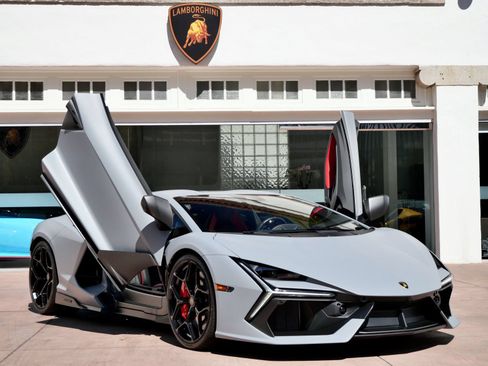 Used 2024 Lamborghini Revuelto AWD/4WD image 20