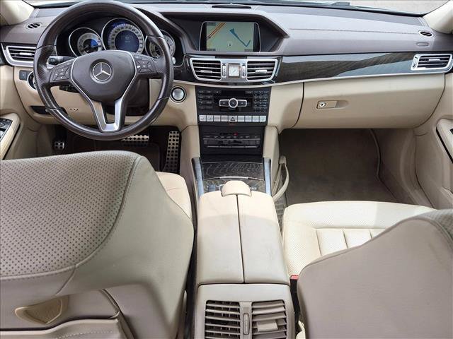 Used 2015 Mercedes-Benz E 400 Sedan image 17