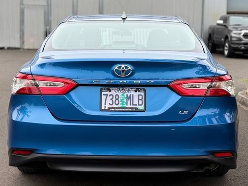 Used 2019 Toyota Camry LE FWD image 4