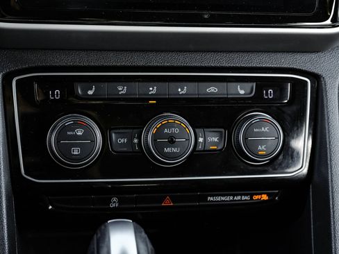 Used 2021 Volkswagen Atlas Cross Sport SEL FWD image 26
