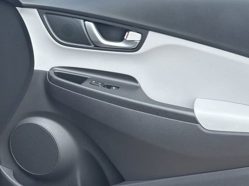Used 2023 Hyundai Kona SEL w/ Convenience Package FWD image 18
