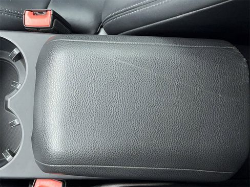 Used 2021 Porsche Macan S image 35