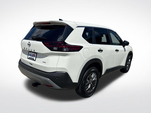 Used 2023 Nissan Rogue S AWD/4WD image 9