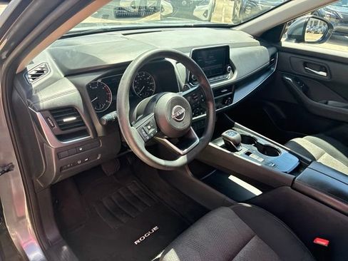 Used 2024 Nissan Rogue SV FWD image 18