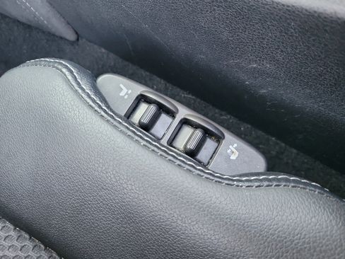 Used 2018 Nissan 370Z Touring Sport image 16