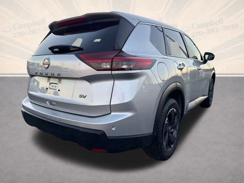 Used 2024 Nissan Rogue SV image 6