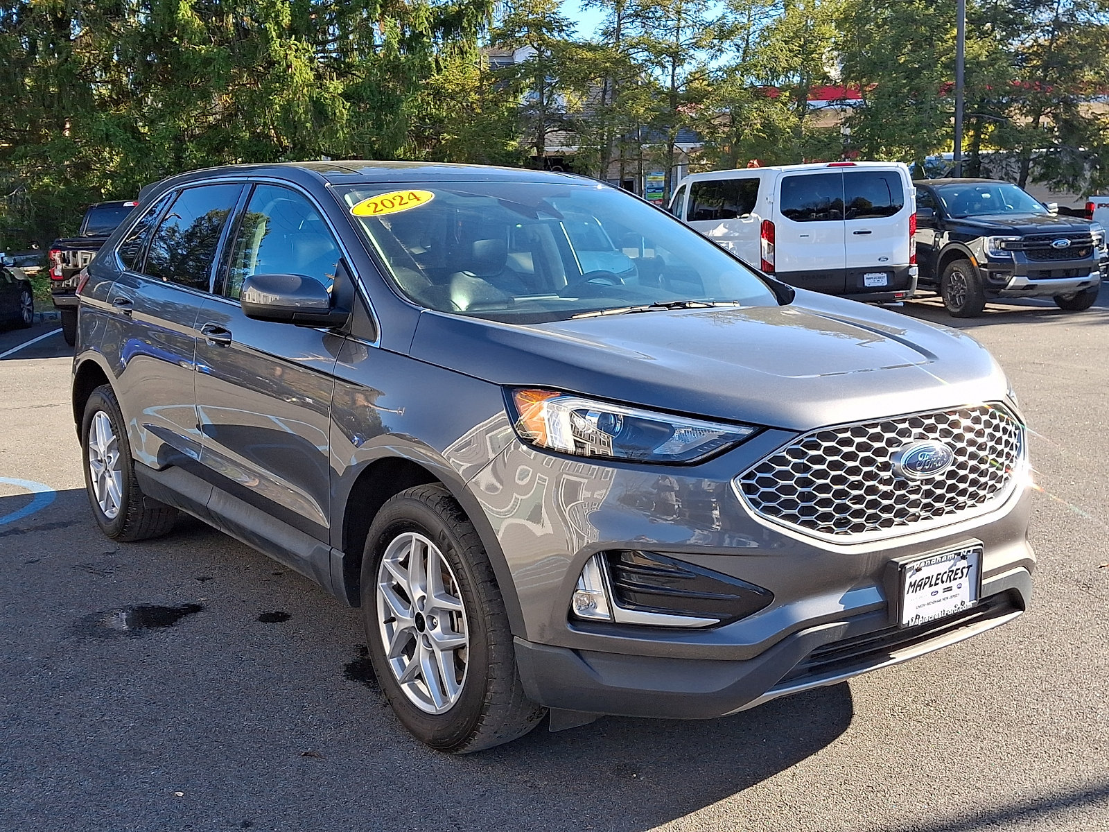 Used 2024 Ford Edge SEL w/ Convenience Package AWD/4WD image 3