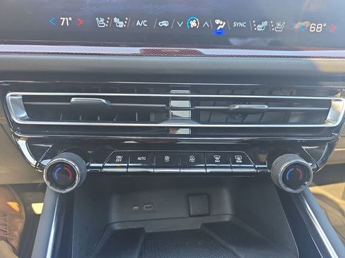 Used 2024 Chevrolet Traverse RS w/ LPO, Floor Liner Package image 34