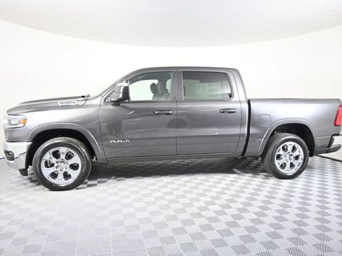 Used 2025 RAM 1500 Big Horn AWD/4WD image 2