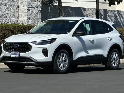 New 2025 Ford Escape Active w/ Tech Pack #1 image 8