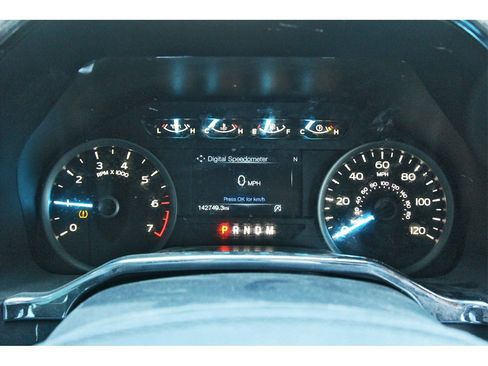 Used 2019 Ford F150 XLT w/ Equipment Group 302A Luxury image 10