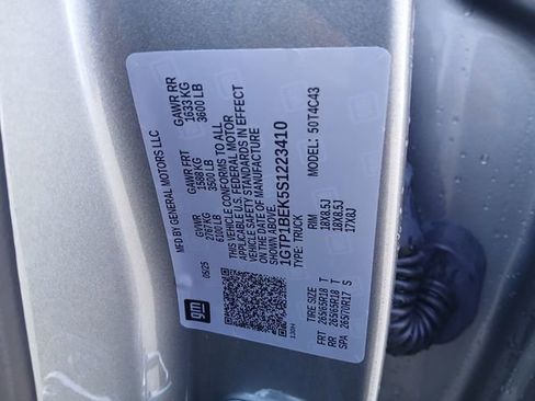 New 2025 GMC Canyon Elevation w/ Convenience Package RWD image 36