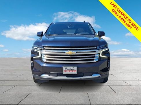Used 2021 Chevrolet Suburban High Country w/ Premium Package AWD/4WD image 3