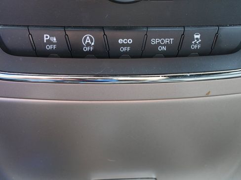 Used 2017 Jeep Grand Cherokee Laredo w/ Quick Order Package 2BE image 35