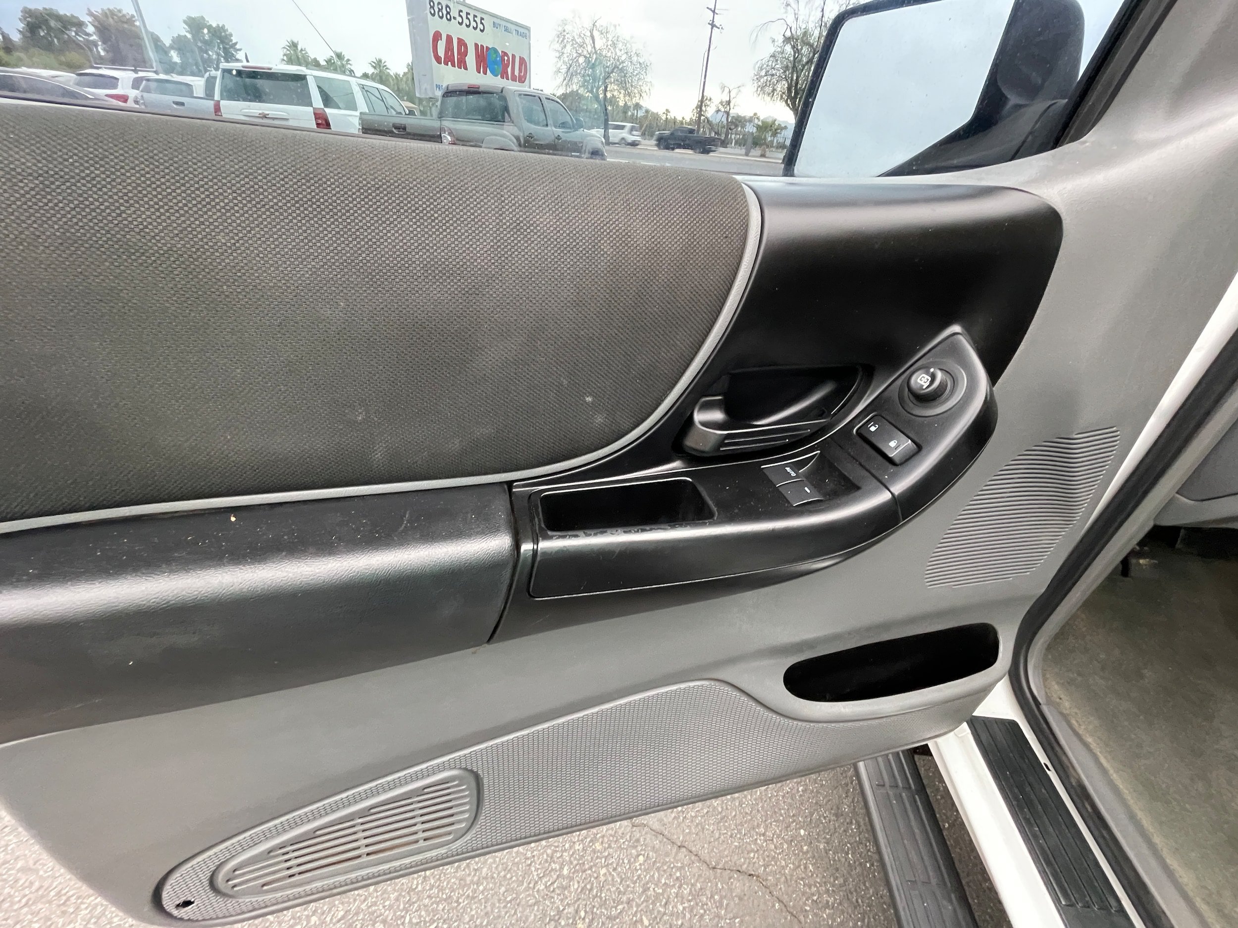 Used 2011 Ford Ranger XLT AWD/4WD image 13