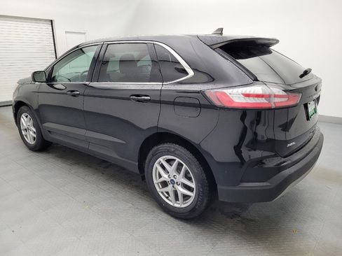 Used 2022 Ford Edge SEL w/ Convenience Package image 3