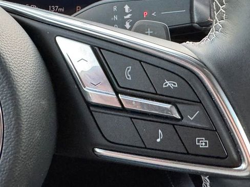 Certified 2025 Buick Envision Sport Touring image 19