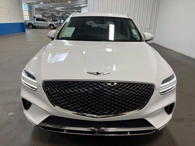 Used 2025 Genesis GV70 2.5T AWD/4WD image 8
