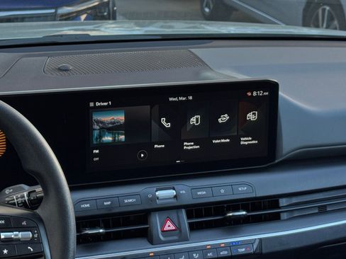 Used 2025 Kia K4 LXS image 17