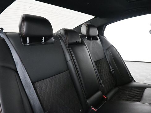 Used 2023 Nissan Maxima SR w/ Sport Mat Group image 19