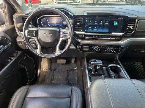 Used 2023 Chevrolet Silverado 1500 RST w/ Convenience Package II RWD image 18