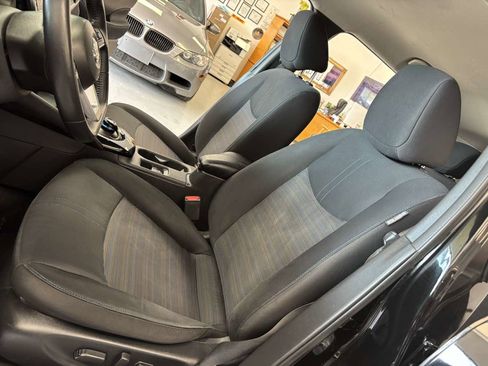 Used 2018 Nissan Leaf SV w/ SV Technology Package image 22