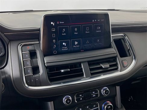 Used 2024 GMC Yukon XL SLT image 17