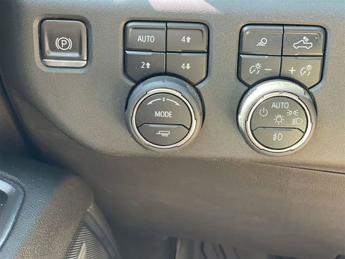 Used 2024 Chevrolet Silverado 1500 LTZ w/ LTZ Premium Package image 20