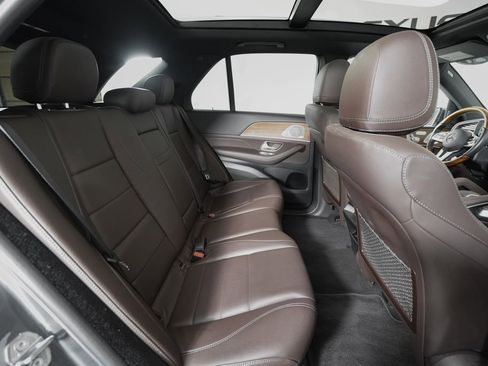 Used 2021 Mercedes-Benz GLE 350 4MATIC image 18