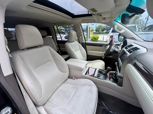 Used 2013 Lexus GX 460 w/ Comfort Plus Pkg AWD/4WD image 19