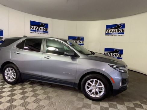 Used 2024 Chevrolet Equinox LT FWD image 3