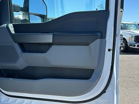 New 2026 Ford F250 XLT w/ FX4 Off-Road Package image 10