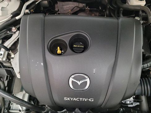 Used 2021 MAZDA MAZDA3 s image 30