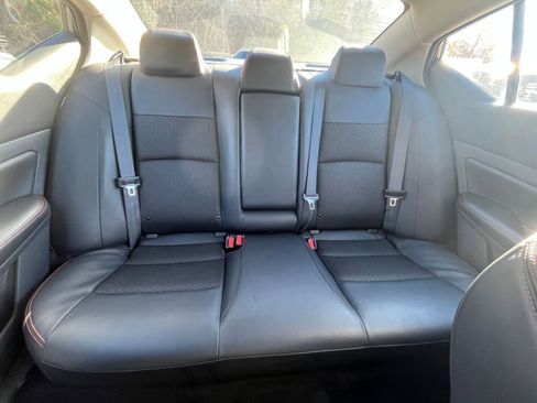 Used 2025 Nissan Altima 2.5 SR image 33