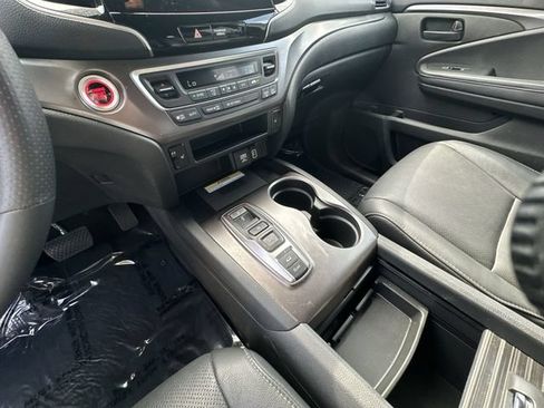 Used 2023 Honda Passport EX-L image 21