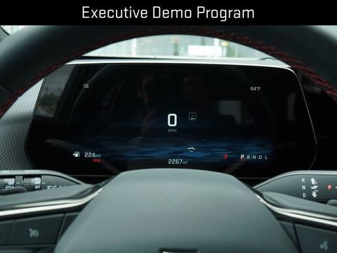 Used 2026 Chevrolet Equinox RS w/ Convenience Package III FWD image 20