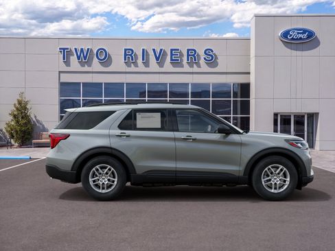 New 2027 Ford Explorer Active RWD image 5